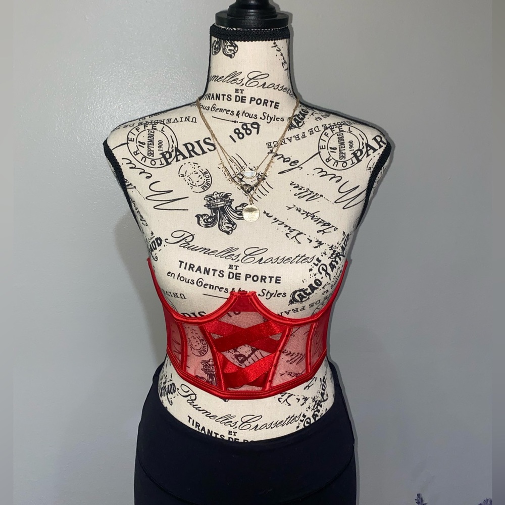 Red Cup-less Corset